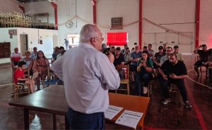 🚜 Três comunidades rurais recebem investimentos e dois produtores são os primeiros beneficiados pelo bônus leite no Estado.