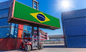 Nova unidade da ApexBrasil em MT promete facilitar exportação com qualificação, eventos e apoio direto a produtores. 🚜