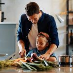 Nestlé no topo: liderança em alimentos e salto histórico no ranking 🚀 1 📌 Nestlé reafirma sua força ao liderar alimentos no Merco 2025 e conquistar o top 10 no estudo Ipsos-INC, reforçando sua reputação junto ao público chileno.