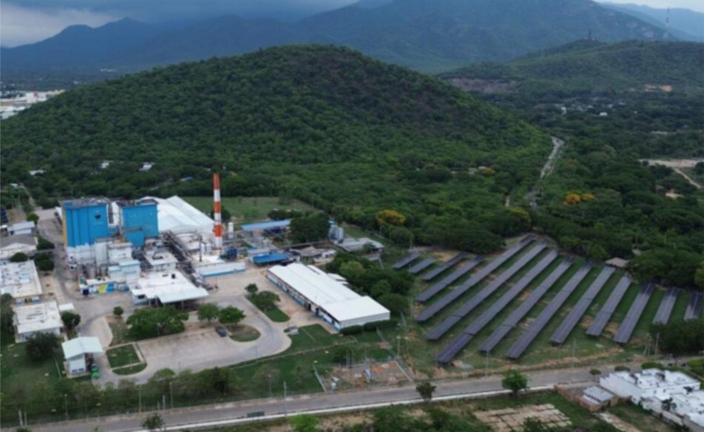 Minigranja solar em Valledupar permitirá fabricar leite em pó com fonte limpa e reduzir emissões de CO₂. 🌞