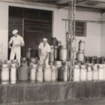 Lacticínios Tirol: 50 anos, 3 fábricas e um futuro de 1 milhão de litros 1 🇦🇹 Lacticínios Tirol nasce em Treze Tílias, cresce com tecnologia e leva identidade, afeto e leite ao país inteiro.