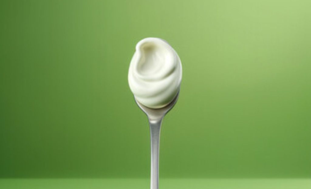 Especialistas analisaram iogurte natural do varejo brasileiro e definiram um ranking baseado em critérios sensoriais 🧪