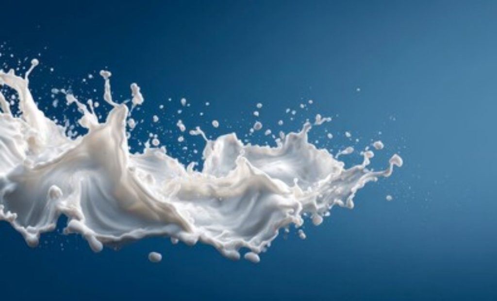 Movimento de alta no leite spot indica ajuste entre oferta e demanda no início de 2026