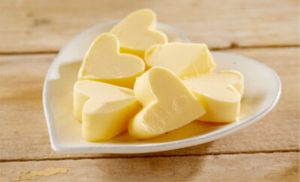 Nem toda manteiga é igual: especialistas provaram, compararam e elegeram a melhor do Brasil 🧈