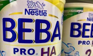 🌍 Óleo contaminado com cereulida, produzido na China, afeta Nestlé, Danone, Lactalis e Hochdorf.