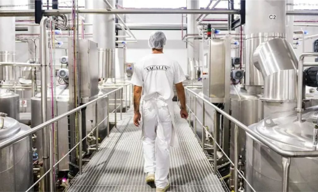 🇦🇷 Doce de leite como identidade nacional, agora em dimensão global: bastidores da planta líder do setor.