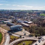 Setor leiteiro impulsiona agroindústrias e logística em Mariópolis 🚛 2 Investimentos públicos e privados colocam o setor leiteiro no centro da estratégia agroindustrial de Mariópolis 🧀