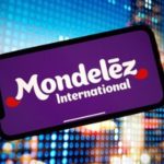 Mondelez. Estratégia para chocolates combina sabor, emoção e excelência no ponto de venda para sustentar o crescimento no Brasil.
