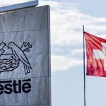 Recall iniciado em dezembro se expande e envolve dezenas de países após alerta sobre possível contaminação. Nestlé