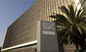 A Nestlé recolheu lotes e coopera com autoridades após veto sanitário imposto pela Rússia 🧪
