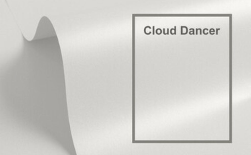 ⚪ Eleita pela Pantone, a cor Cloud Dancer reforça a demanda por corantes naturais estáveis em alimentos e bebidas.