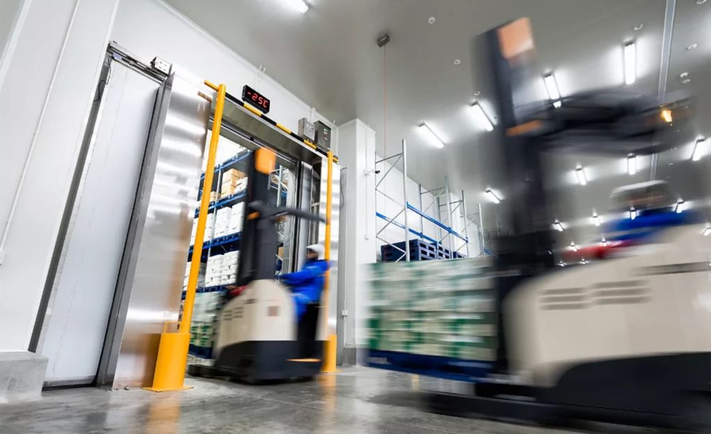 📊 Tecnologias digitais impulsionam a cadeia do frio e mudam decisões operacionais para processadores e transportadoras.