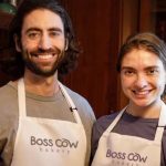 Casal aposta em laticínios A2/A2 e fatura US$ 1 mi 📈 1 Laticínios. Casal converte intolerância à lactose em negócio de A2/A2 de alto crescimento 📊