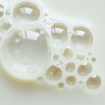 A corrida por proteínas lácteas alternativas ganha força diante da alta demanda e limites de capacidade da cadeia. 📈 vaca