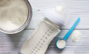 Lotes de fórmula infantil Nutricia Aptamil e Aptajunior são recolhidos por possível contaminação com cereulide. 🧪