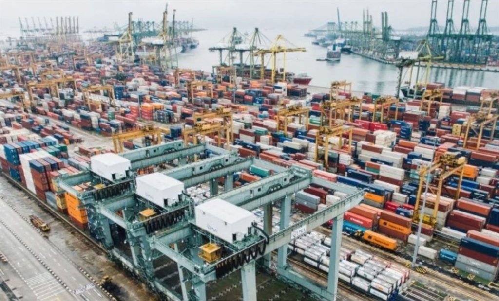 Demanda externa de 143 países sustenta embarques, apesar de custos logísticos sob pressão. EUA