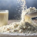 Parlamentares e produtores debatem na Expodireto proposta que busca barrar reidratação de leite em pó importado e aliviar pressão sobre o setor 🥛