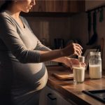 Pode consumir leite em pó na gravidez? Guia essencial Gravidez