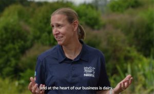 🌍 Visita da Nestlé à Nova Zelândia reforça integração entre indústria, produtores e sustentabilidade na estratégia global dos lácteos.