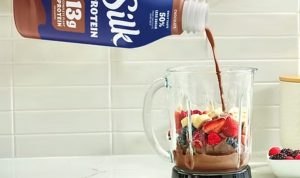 Danone redistribuirá produção da Silk e So Delicious após encerrar unidade nos EUA 📉