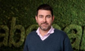 Michael Harvey vê terceira retração seguida no leite australiano