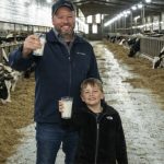 O leite uniu produtores e aproximou o campo da comunidade leite