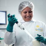 Santa Clara e o novo padrão de competitividade no leite Cooperativa Santa Clara recebeu a certificação FSSC 22000 nas três indústrias