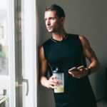 Obsessão por proteína esvazia estoques e dispara preço do soro do leite 📈 A busca crescente por proteína do soro pressiona os laticínios americanos, reduz a oferta e leva o ingrediente ao maior preço já registrado.