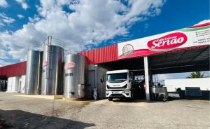 🚜 Com o sinal verde do CADE, a Piracanjuba conclui a incorporação do Laticínio Sertão e amplia sua estrutura produtiva.