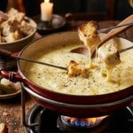 Fondue de queijo serrano vira ritual de inverno em Santa Catarina fondue