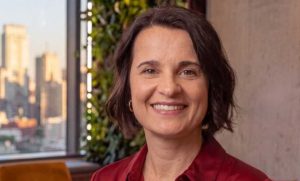 A Sarah Buchwitz, uma executiva com experiência em diferentes segmentos assume uma missão estratégica dentro da Tirolez 💼