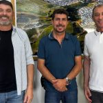 Instalação de fábrica de laticínios é discutida em Conceição do Rio Verde fabrica