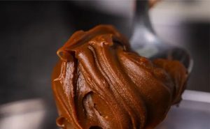 Uma pesquisa da Universidade Federal de Lavras desenvolveu uma alternativa sustentável para o reaproveitamento da borra de café. • UFLA