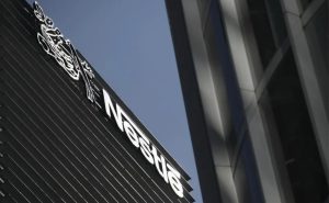Laudo de um lado, defesa do outro e uma mesma análise lida de formas opostas. Entenda o impasse da Nestlé Índia 🔬