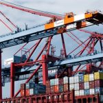 Tarifa dos EUA obriga lácteos da Nova Zelândia a buscar novos mercados Para alguns exportadores, a tarifa dos EUA pode levar a margem a zero. Para outros, é só um desvio de rota. O que muda de um lado para o outro?
